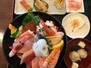 嘉平屋 海鮮お食事処