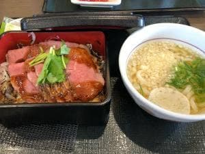 なか卯 川沿店