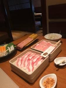きんのぶた 大蔵谷店