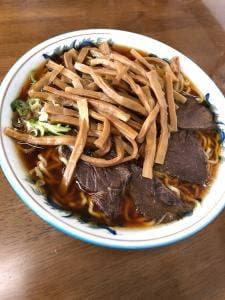 かめや