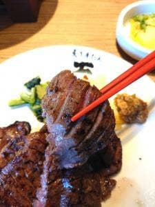 炙り牛たん 万 イオンモール新潟南店