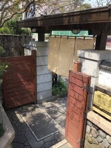 百膳の夢本家