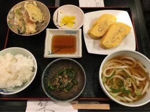味処 淀屋