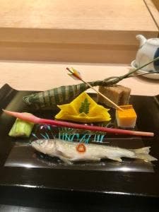 赤坂鮨以とう
