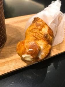 PLUS CASA LOUNGE 大阪店