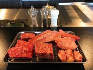 牛肉専門店 肉ぼうず