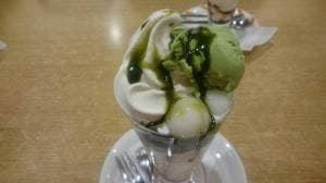 ごはんCafé 四六時中 アステ川西店