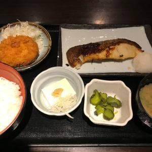 とん 代々木店