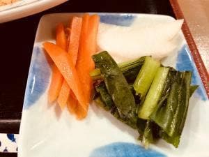 すじや