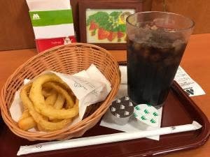 モスバーガー ウィング上大岡店