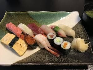 赤坂鮨以とう