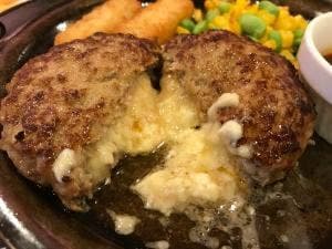 Cafe レストラン ガスト 萩野通店