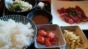 ぴこぴこ精肉店 春日