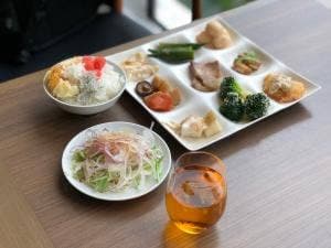 鶴雅ビュッフェダイニング札幌