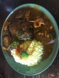 ナッシュカリーアメリカン 倉敷本店