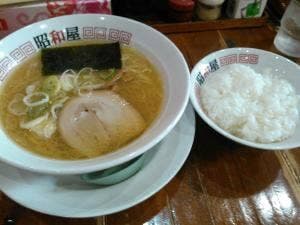 らーめん昭和屋