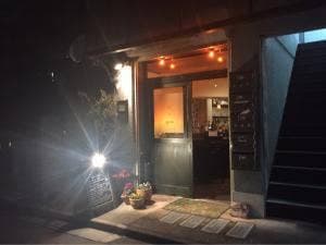 カフェアンドバーのい