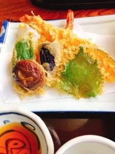 手打そば 日本料理 泉の里