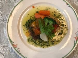 華