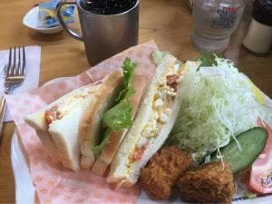 コメダ珈琲店 本郷駅前店
