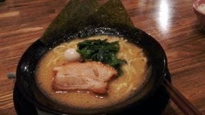 横浜家系濃厚とんこつラーメン 本気家