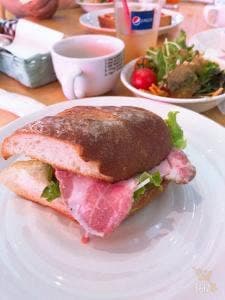 グローウェルカフェ