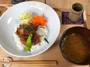 Natural food store & Cafe 佐古山文化