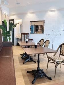 BON CHIC CAFE