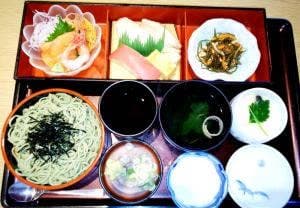 とんでん 三芳店