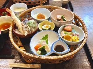 食処 いおり