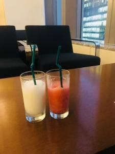 ラウンジ