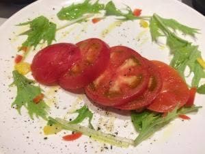 元祖トマトラーメンと辛麺とトマトもつ鍋 三味 古賀駅店