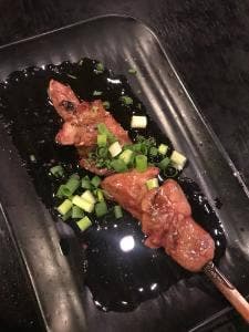 串まる