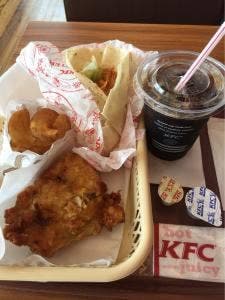 ケンタッキーフライドチキン 具志川店