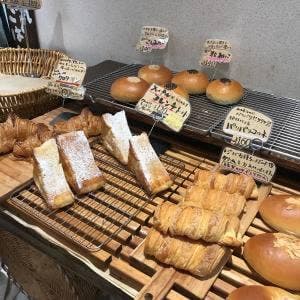 ベーカリー ワタナベ