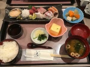 うまいんじょ処 魚や