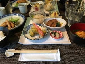 Cafe 和 ごはん わんず・はーと・かふぇ ならまち店