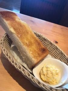 コメダ珈琲店 三条店