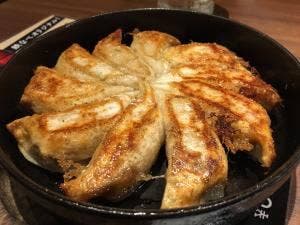 博多餃子舎鉄なべ 西池袋店