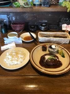 キッチン・ターブル