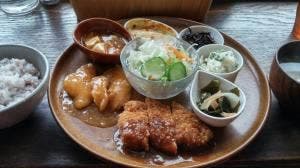 ごはんとおやつの店 とんとん