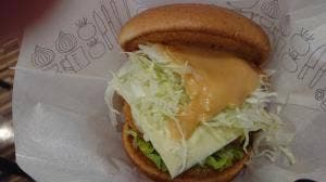 モスバーガー エトレ豊中店