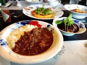 CURRY HOUSE 究林登