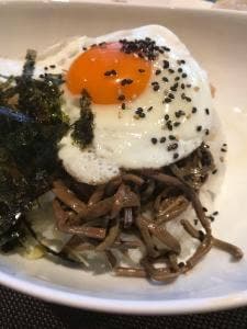 コリアンダイニングバー オードリー