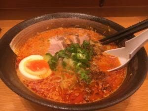 五穀豊穣の担担麺 王朝