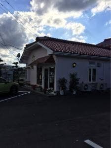 チロル洋菓子店