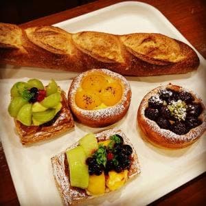 Boulangerie Queue