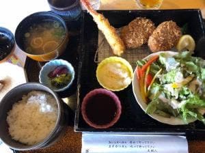 レストラン 東城陽ゴルフ倶楽部
