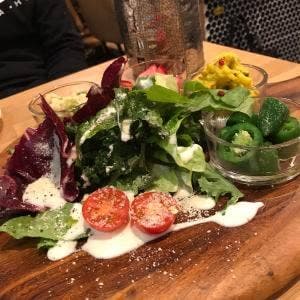 野菜とお酒のバル スバル