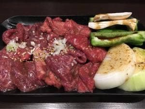 黒毛和牛と生ホルモン とらじ亭 大塚店